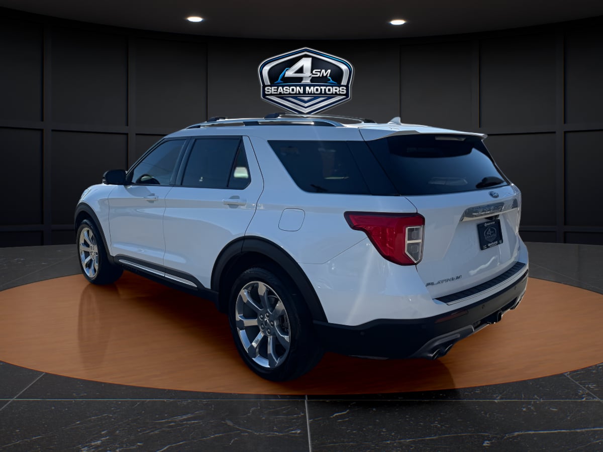 Photo 7 of this Ford Explorer