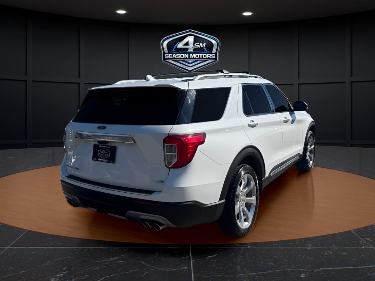 Photo 9 of this Ford Explorer