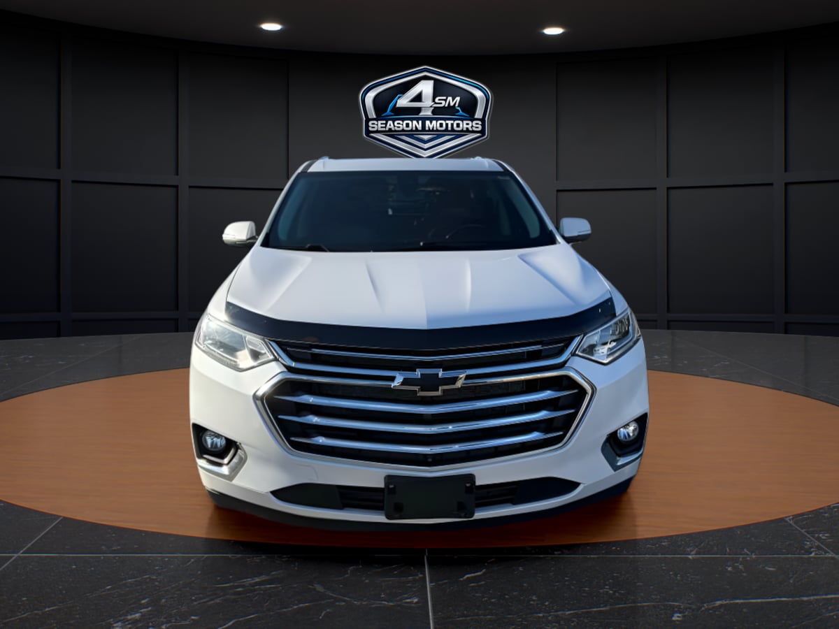 Photo 2 of this Chevrolet Traverse