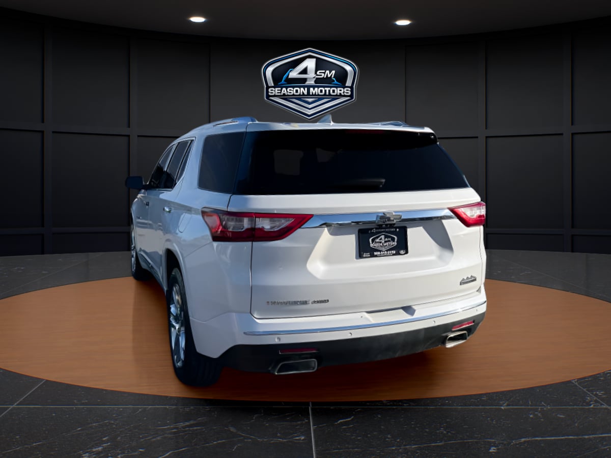 Photo 8 of this Chevrolet Traverse