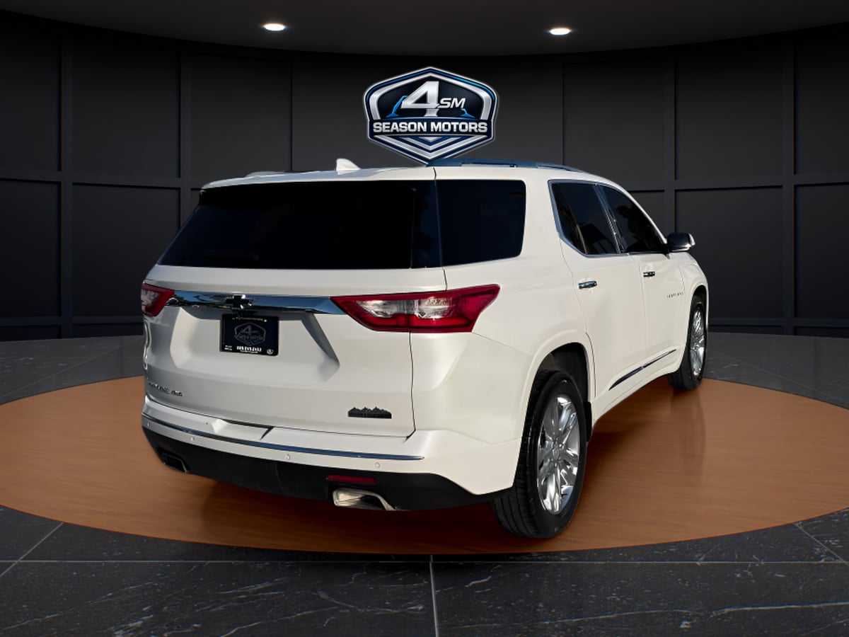 Photo 10 of this Chevrolet Traverse