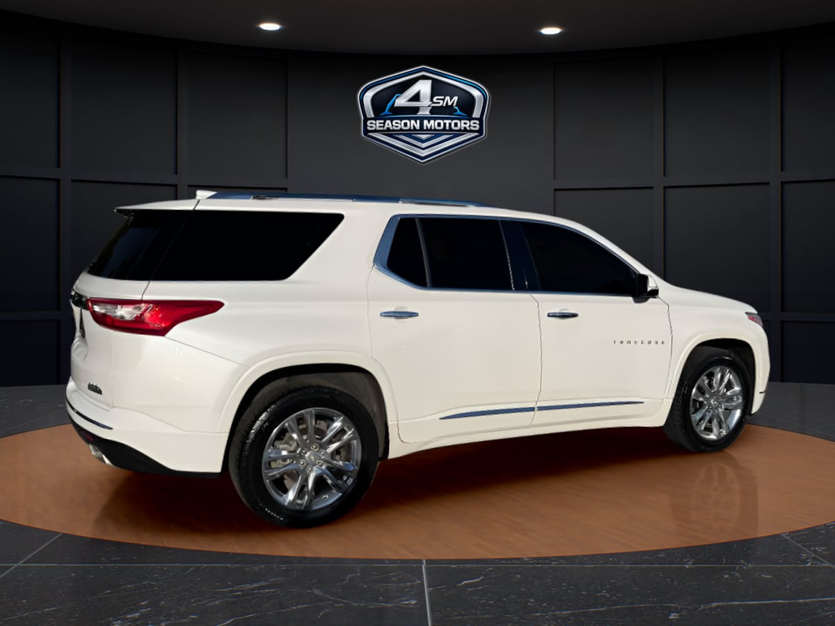 Photo 12 of this Chevrolet Traverse