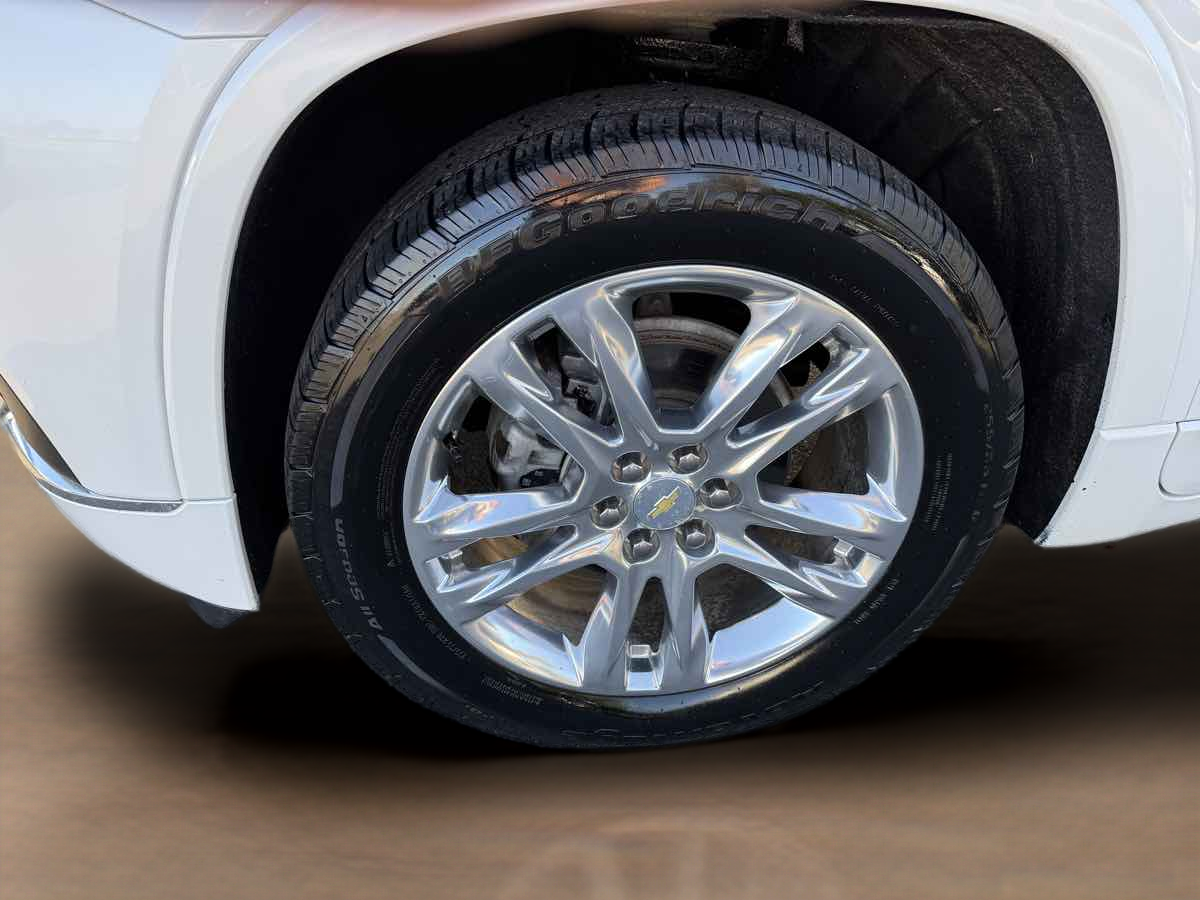 Photo 16 of this Chevrolet Traverse