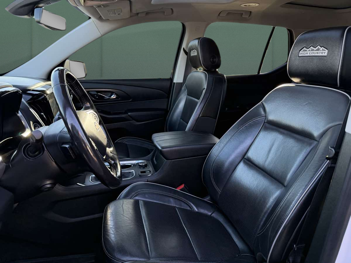 Photo 17 of this Chevrolet Traverse