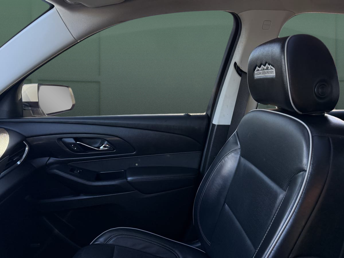 Photo 27 of this Chevrolet Traverse