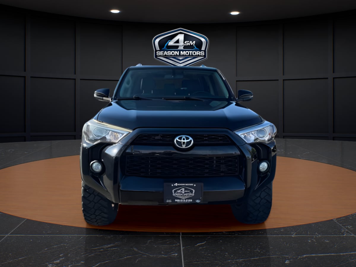 Photo 2 of this Toyota 4Runner