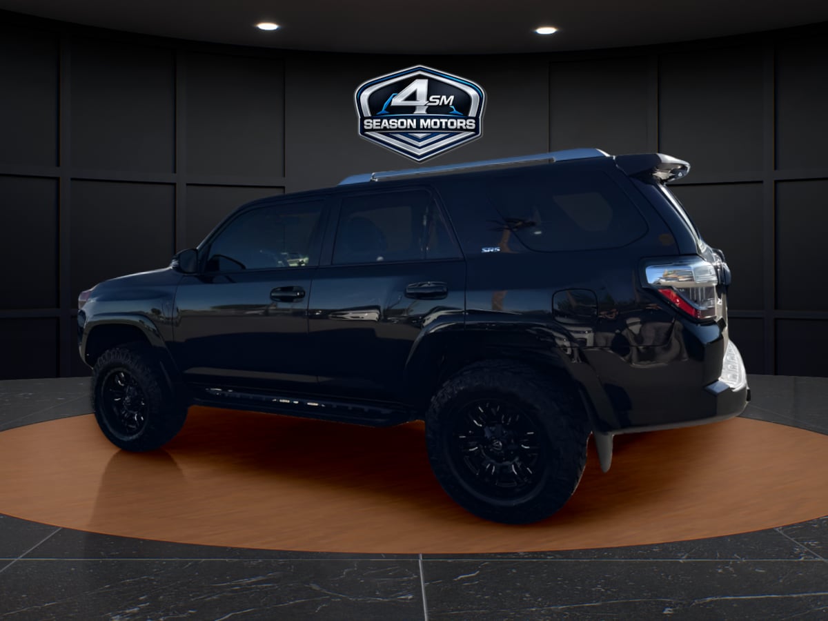 Photo 6 of this Toyota 4Runner
