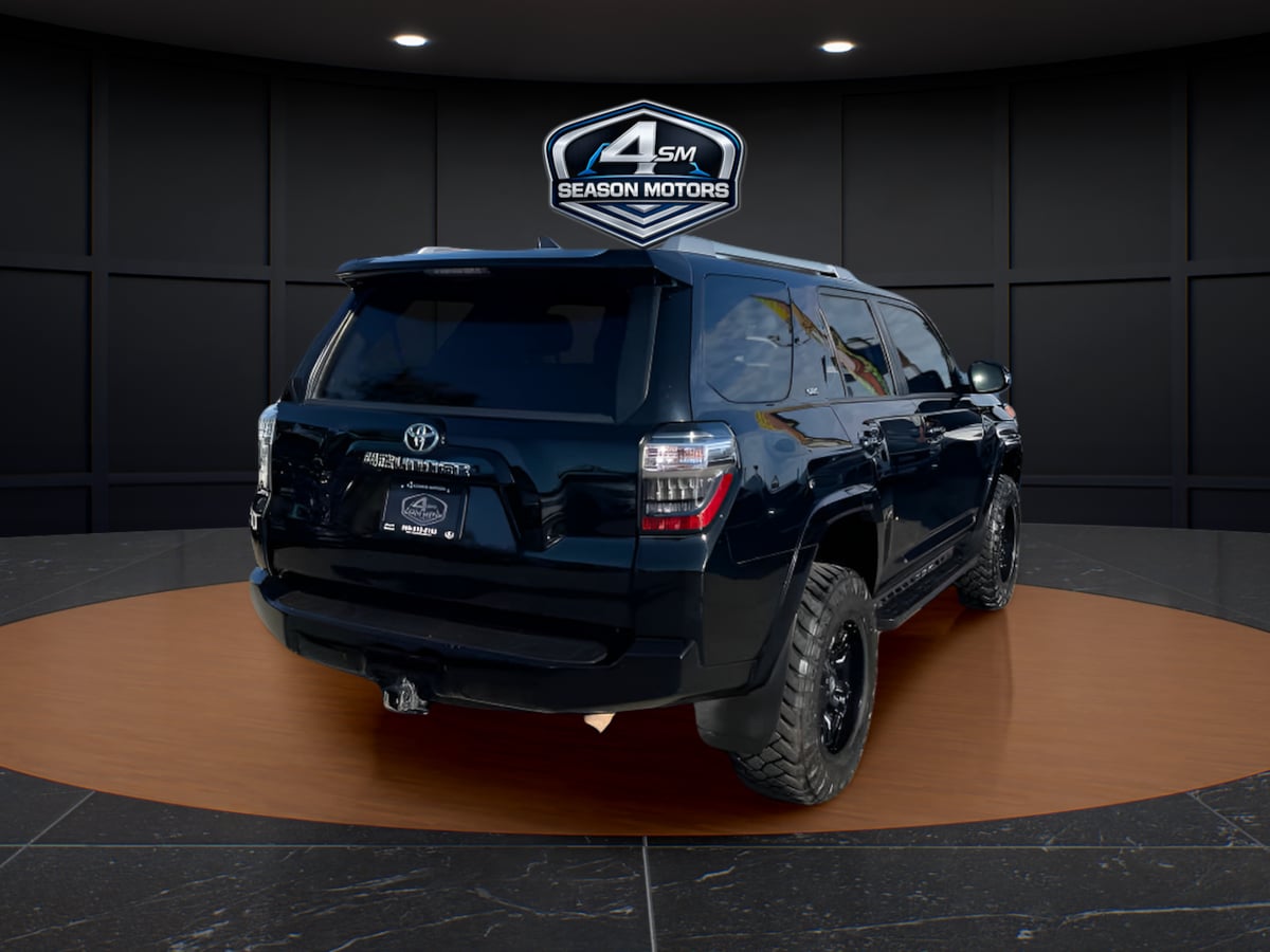 Photo 9 of this Toyota 4Runner