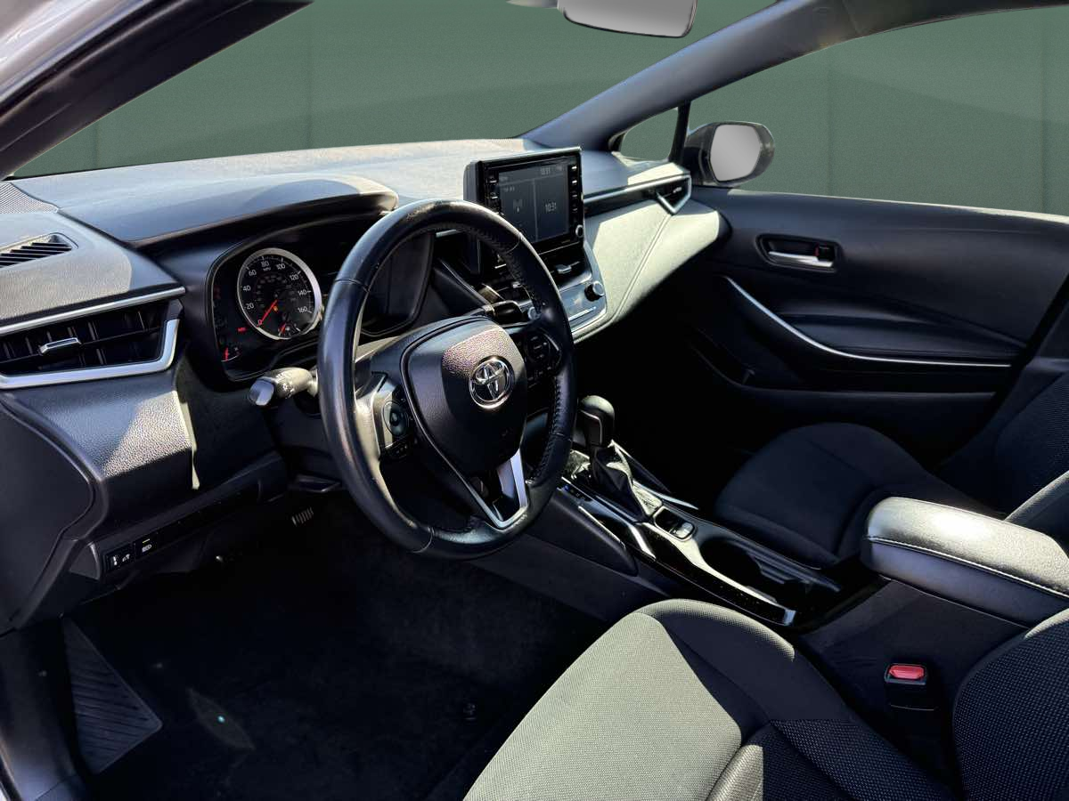 Photo 18 of this Toyota Corolla