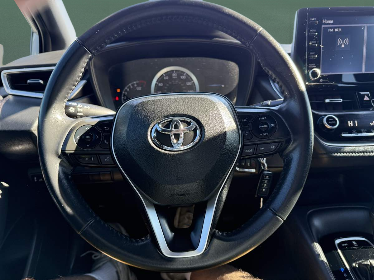 Photo 22 of this Toyota Corolla