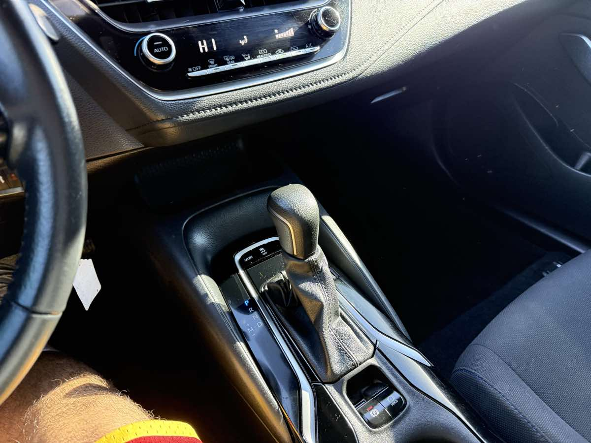 Photo 24 of this Toyota Corolla