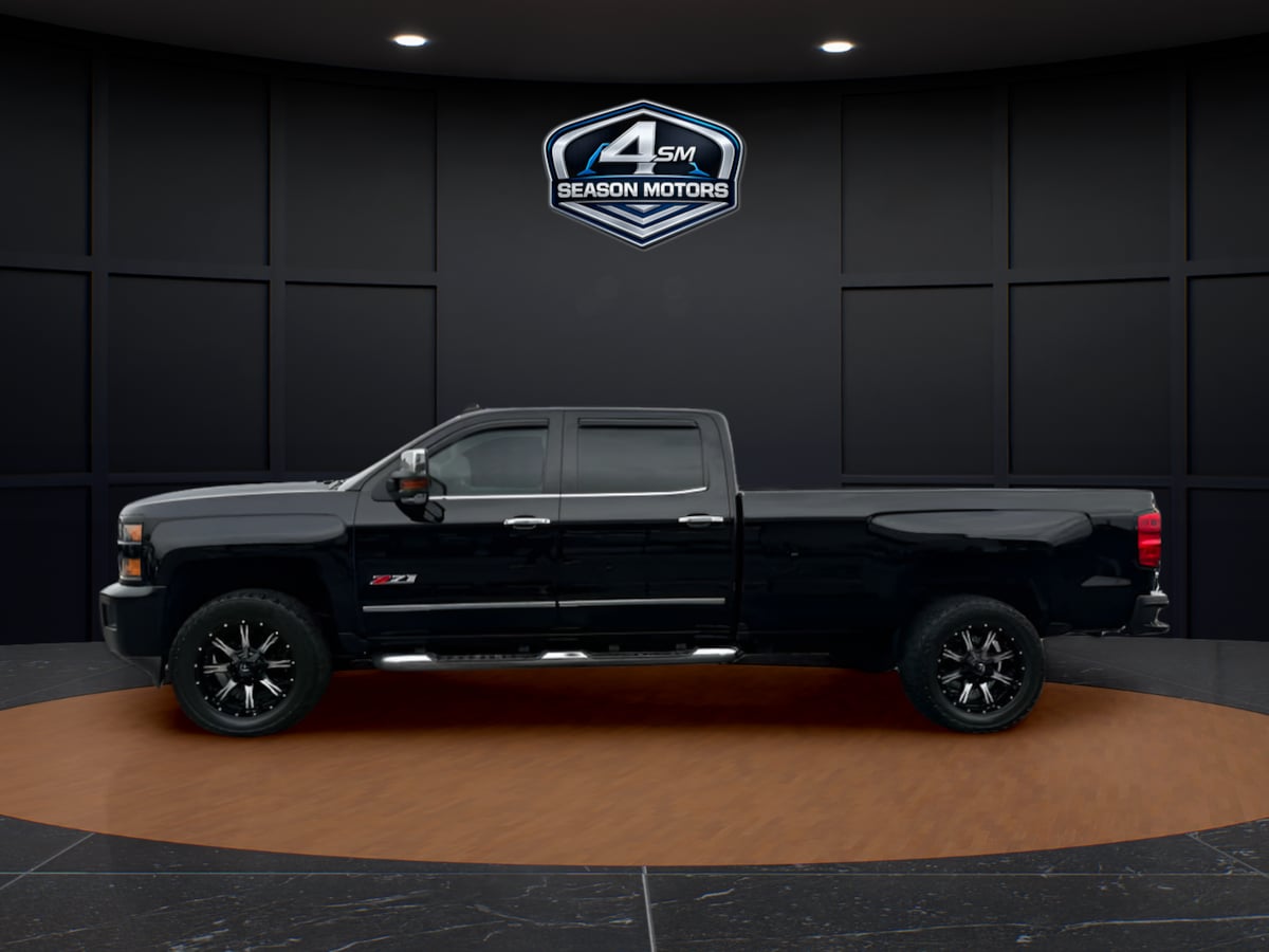 Photo 7 of this Chevrolet Silverado 2500HD