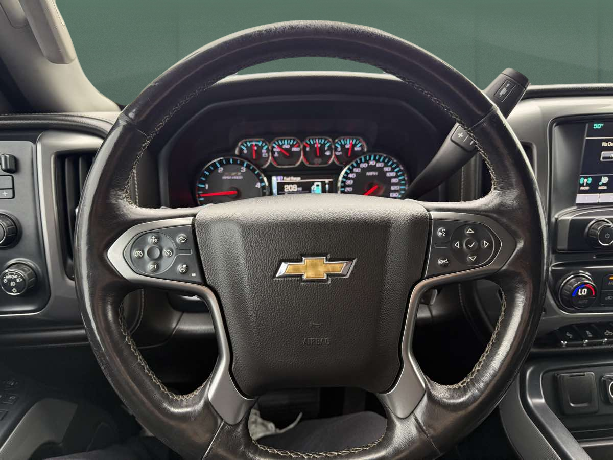 Photo 23 of this Chevrolet Silverado 2500HD