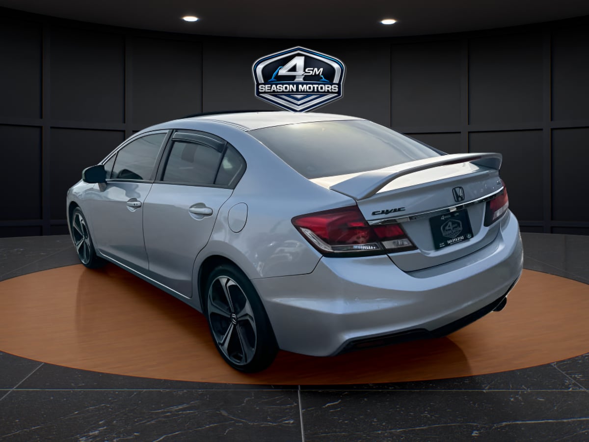 Photo 7 of this Honda Civic Sedan