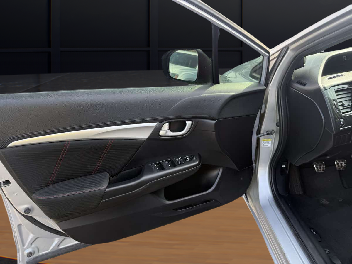 Photo 18 of this Honda Civic Sedan