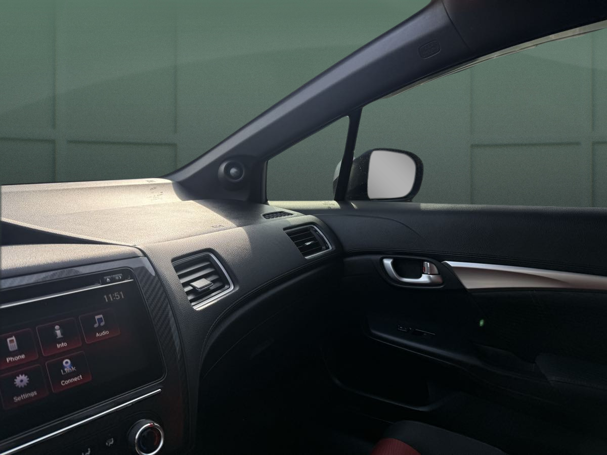 Photo 25 of this Honda Civic Sedan