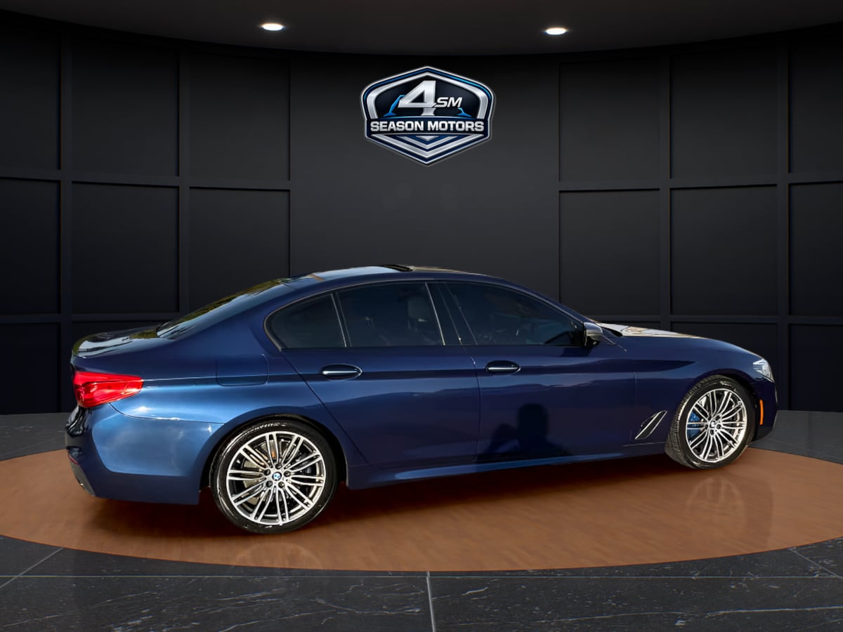 Photo 11 of this BMW 5 Series