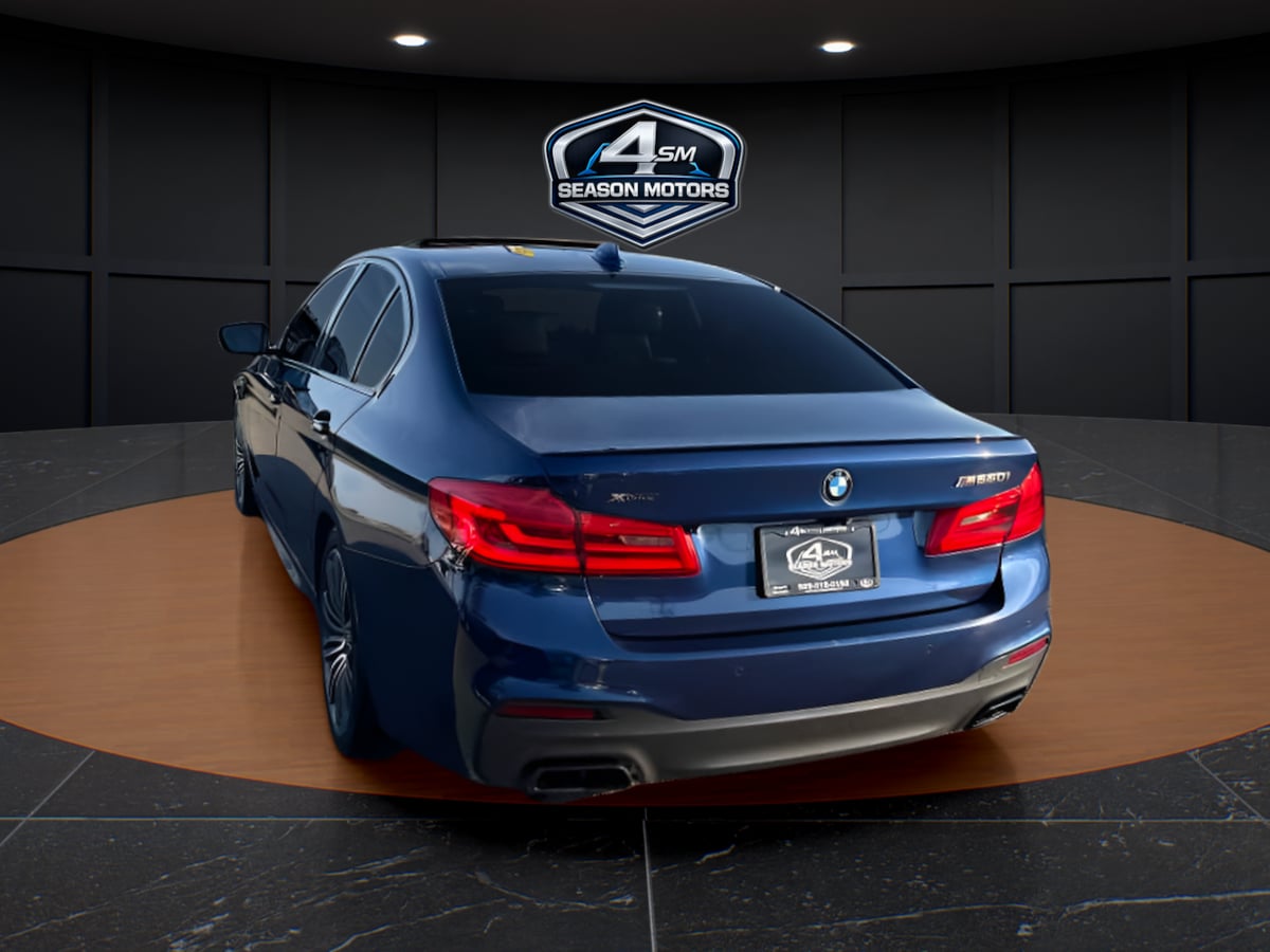 Photo 7 of this BMW 5 Series