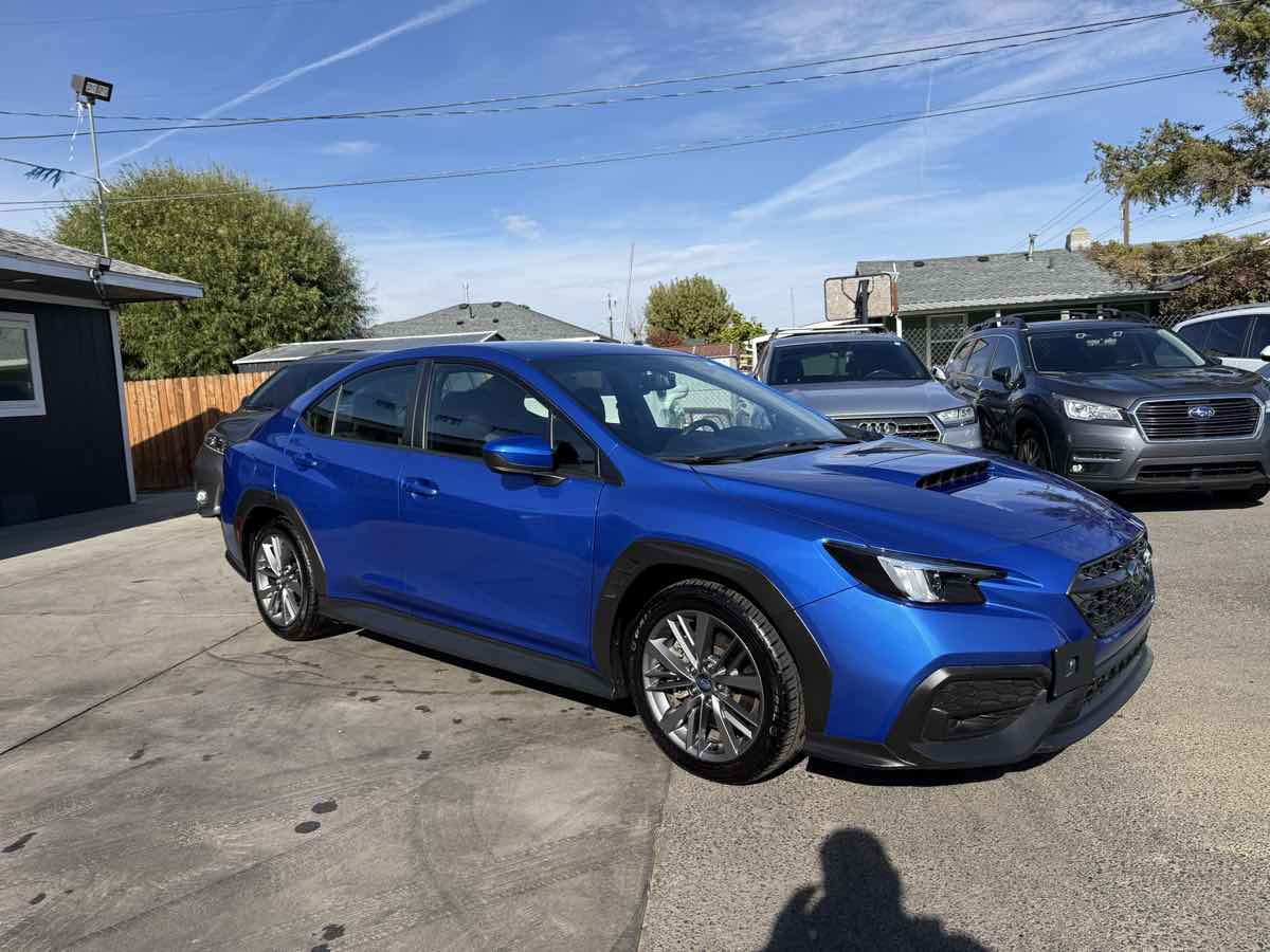 Photo 2 of this Subaru WRX