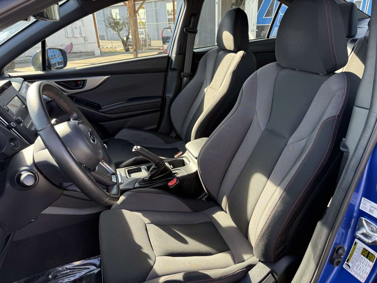 Photo 17 of this Subaru WRX
