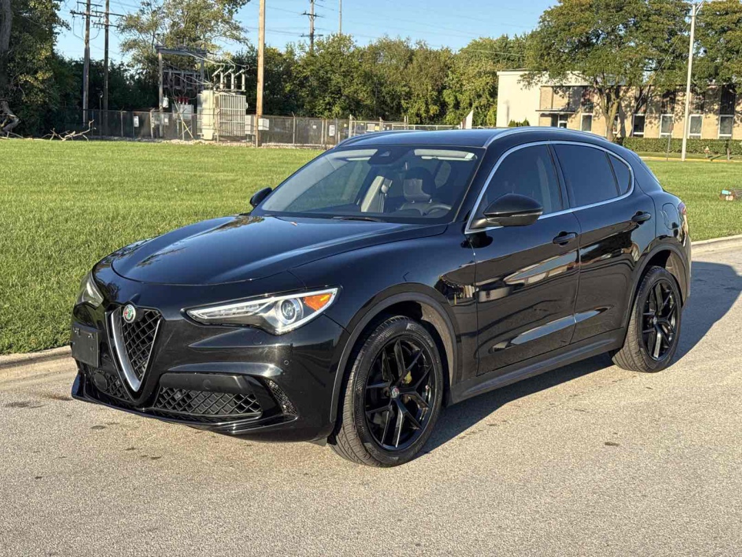 Sold 2018 Alfa Romeo Stelvio Ti