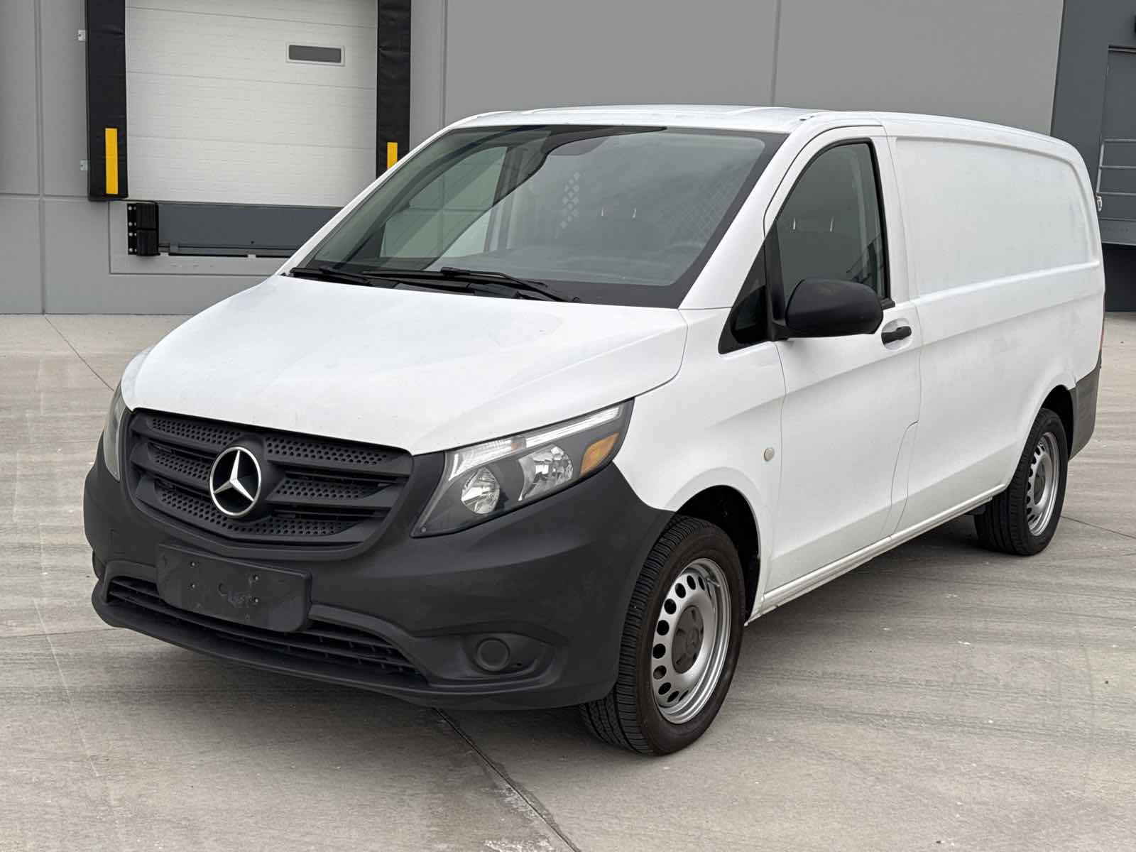 2017 Mercedes-Benz Metris Cargo Van Standard Roof 126" Wheelbase Worker