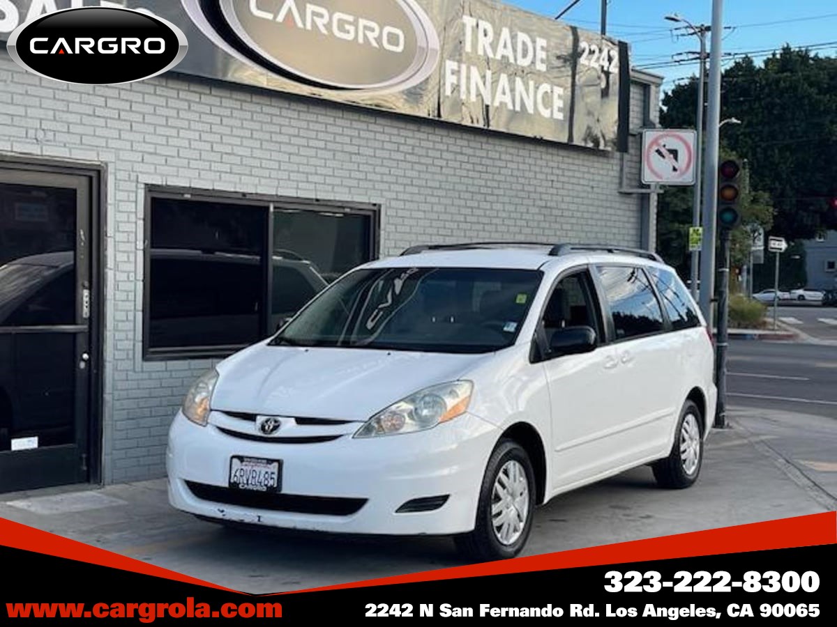 2009 Toyota Sienna LE