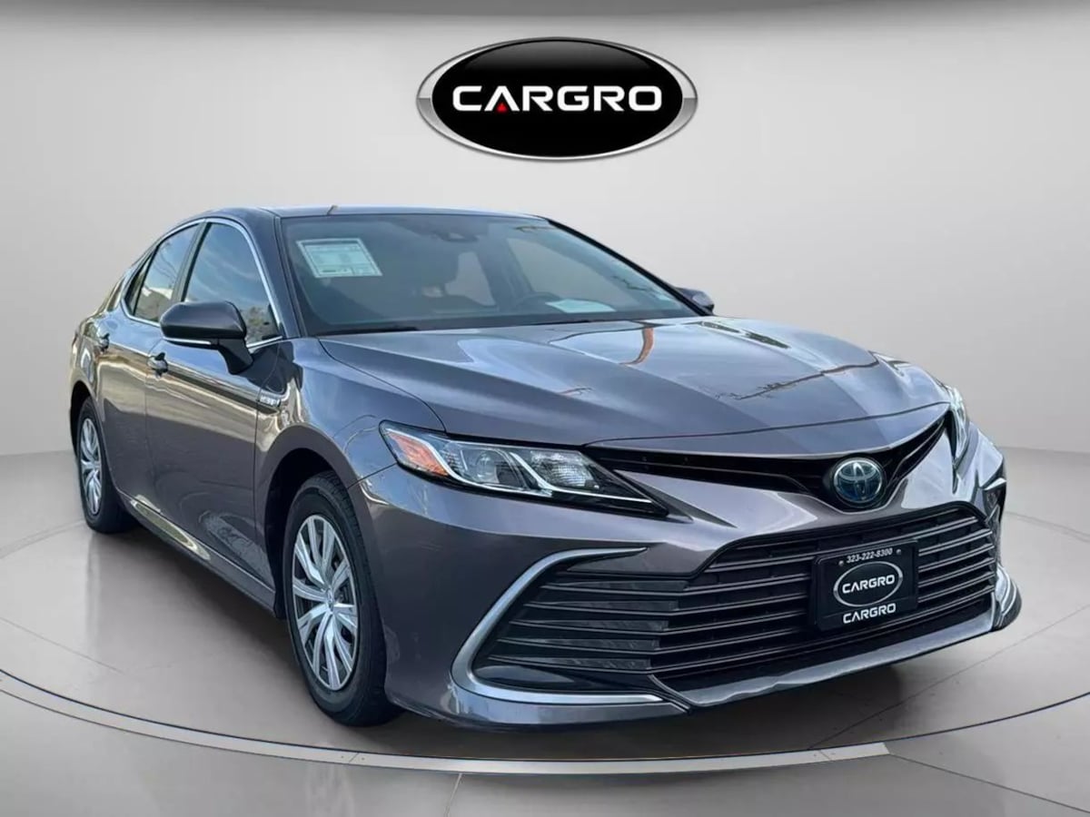 2021 Toyota Camry Hybrid LE