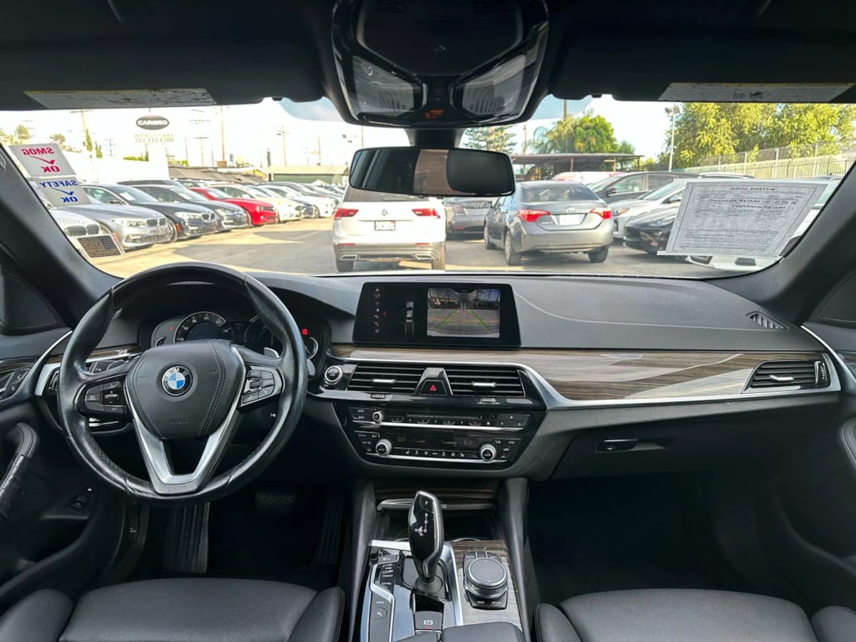 2018 BMW 5 Series 530e - Photo 7