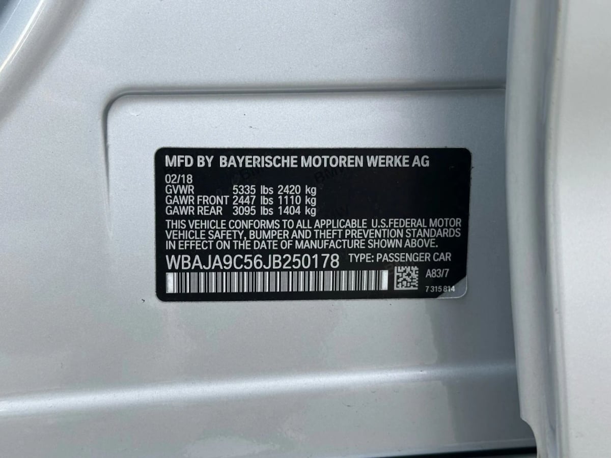 2018 BMW 5 Series 530e - Photo 53