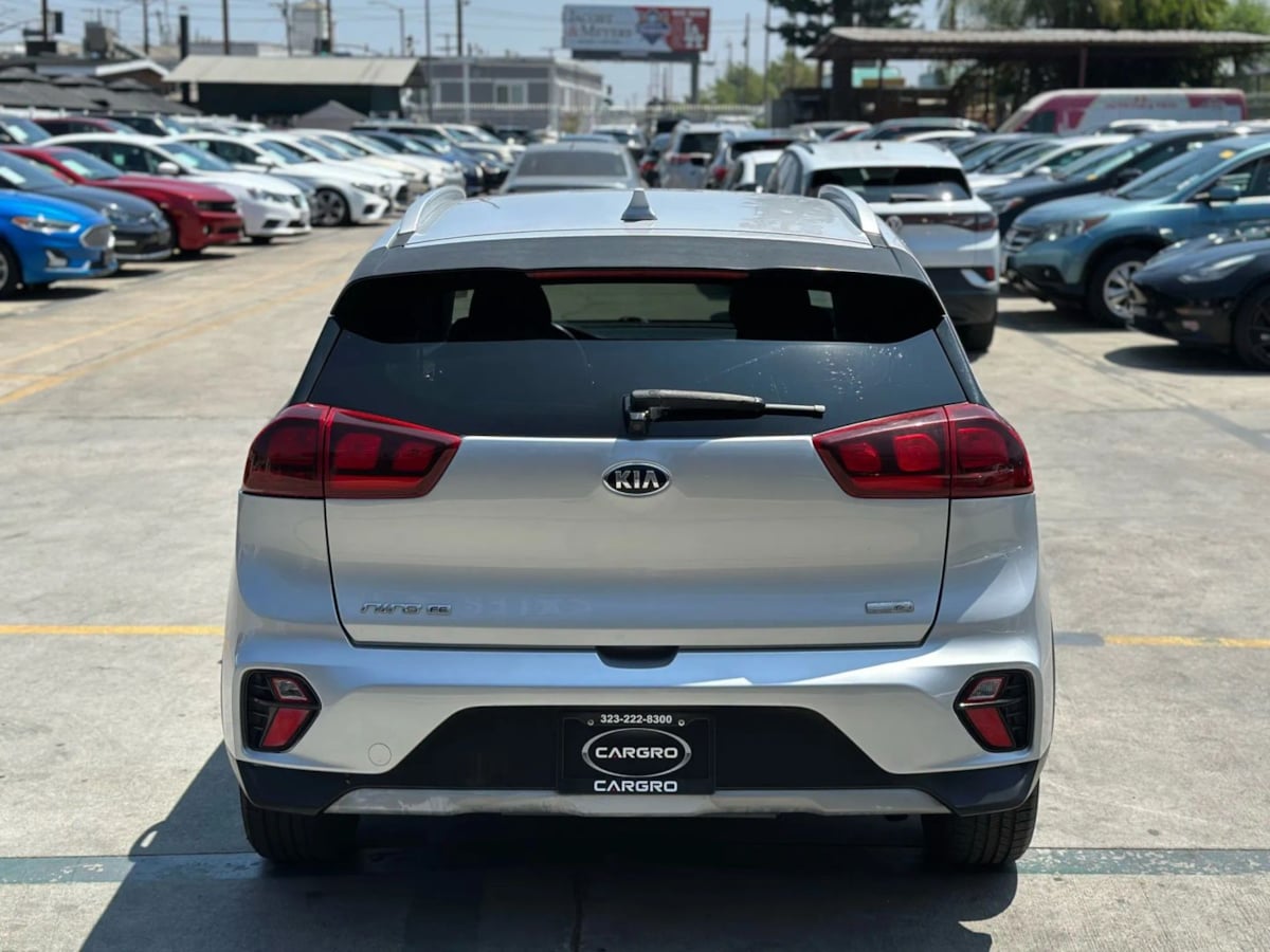 2020 Kia Niro LX - Photo 6