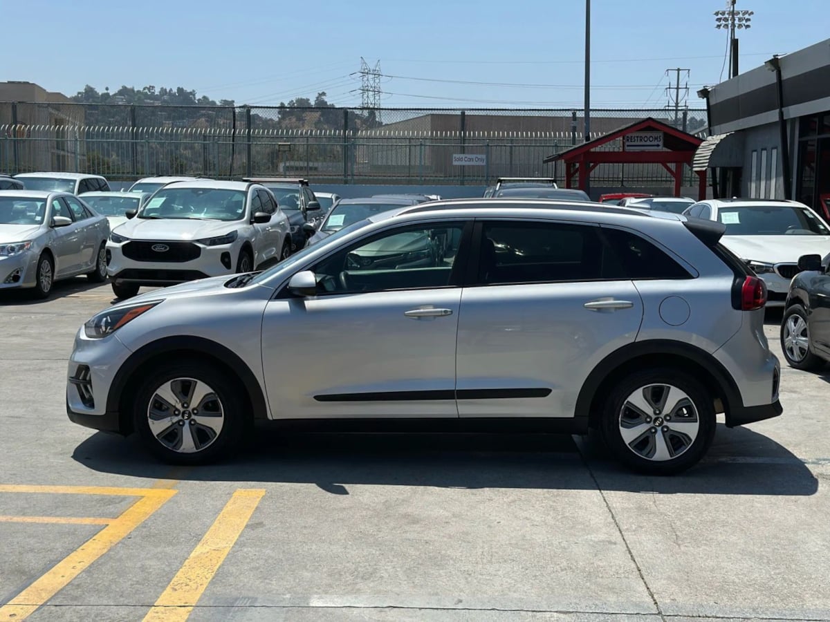 2020 Kia Niro LX - Photo 7