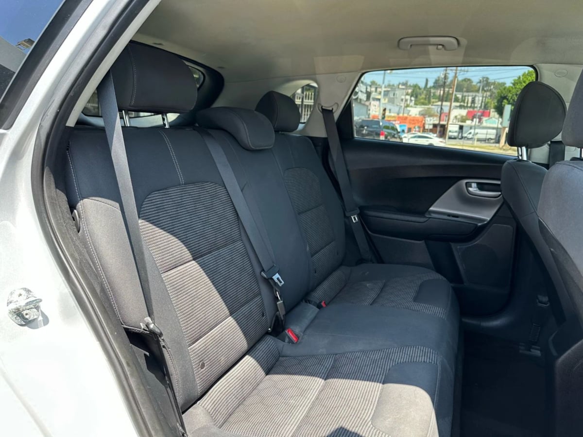 2020 Kia Niro LX - Photo 36