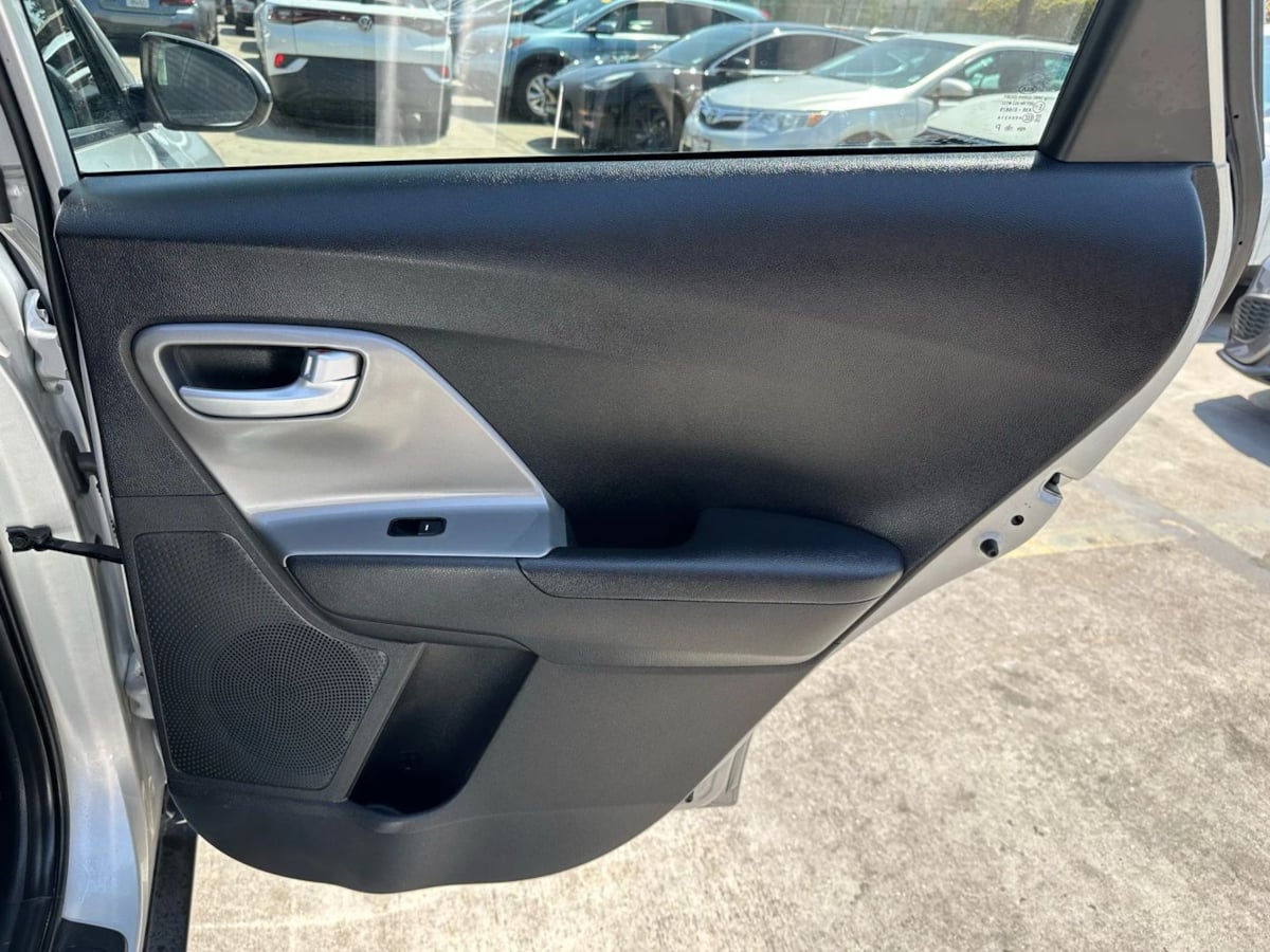 2020 Kia Niro LX - Photo 40