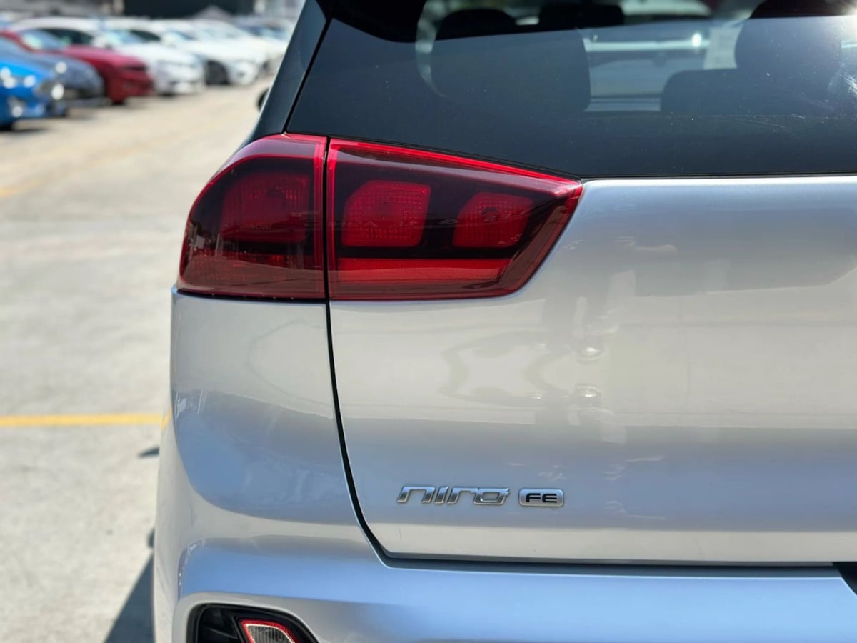 2020 Kia Niro LX - Photo 44