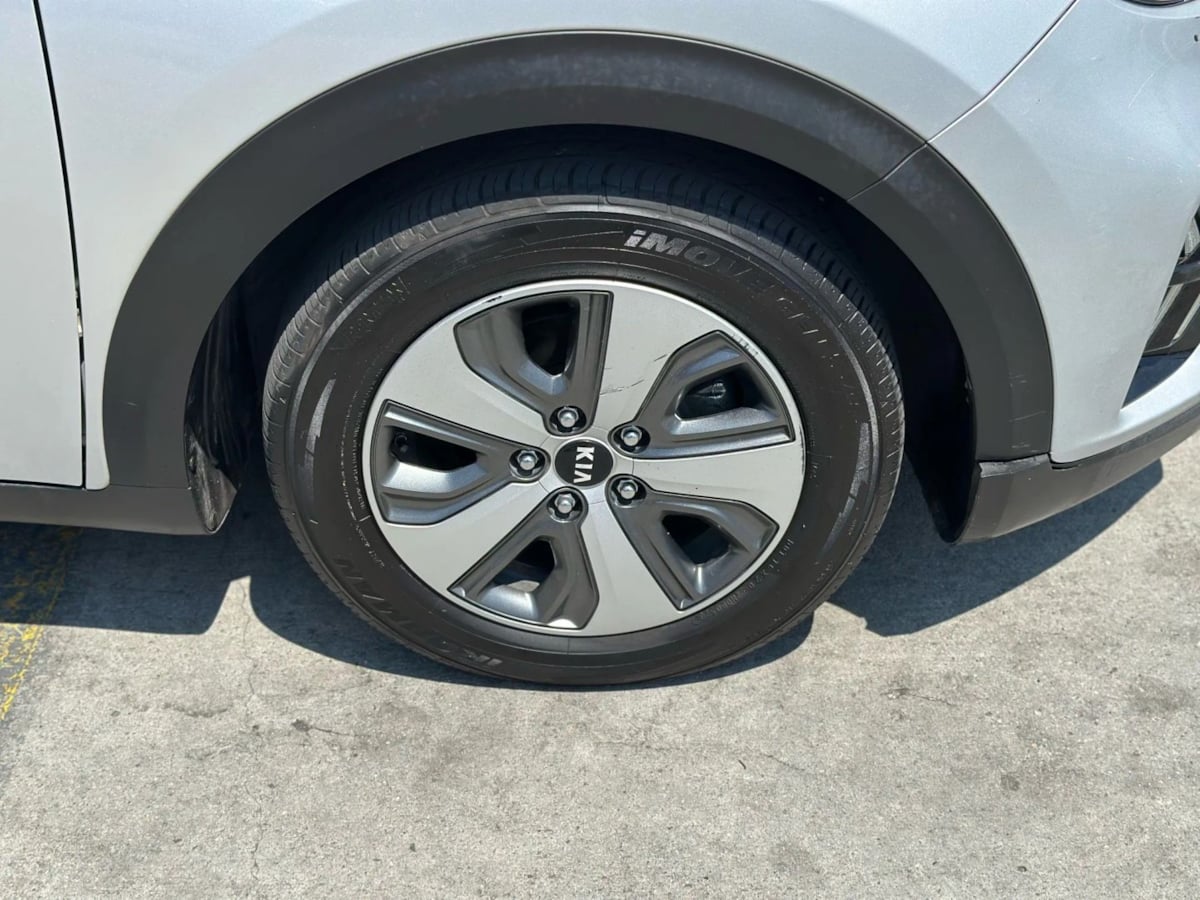 2020 Kia Niro LX - Photo 47