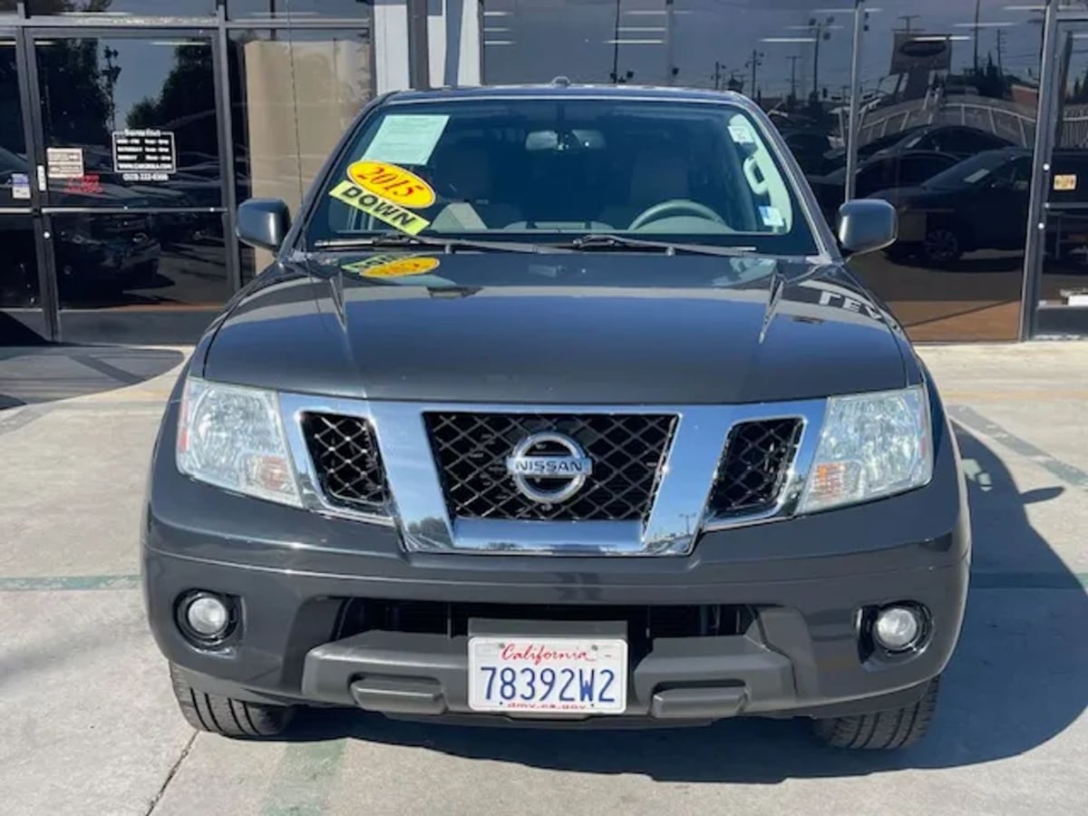 2015 Nissan Frontier SV - Photo 5