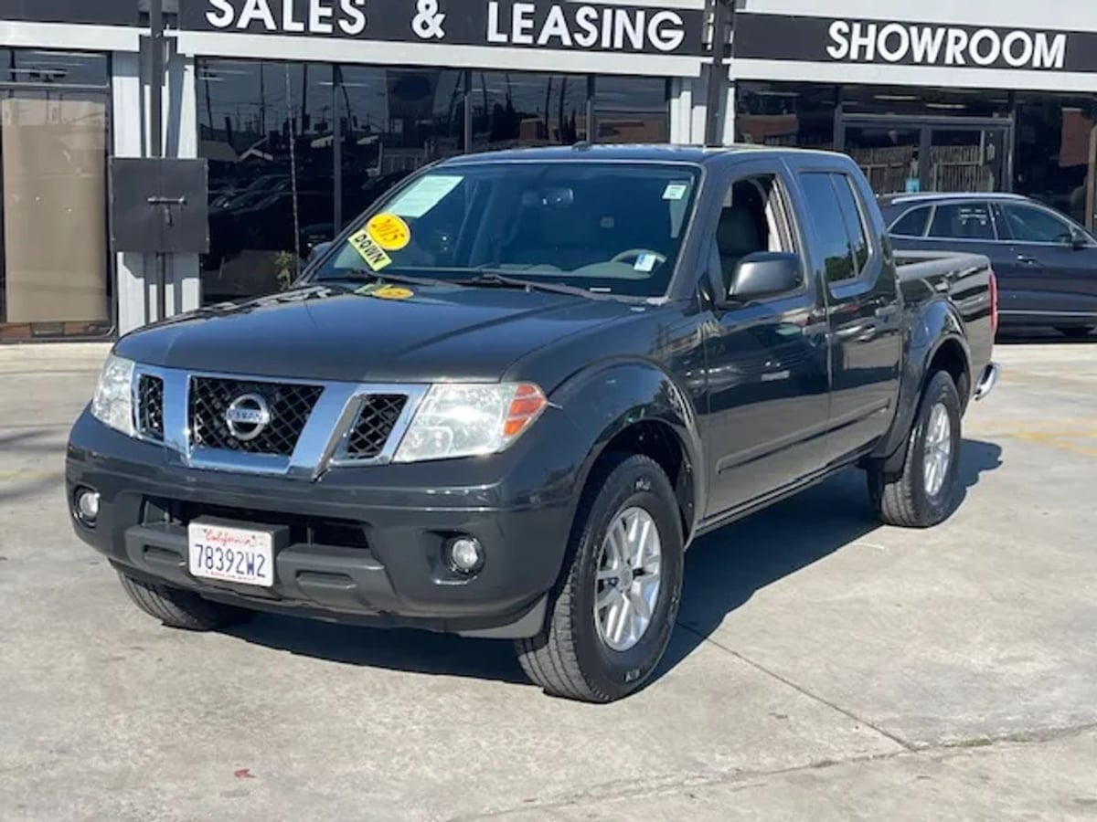 2015 Nissan Frontier SV - Photo 6