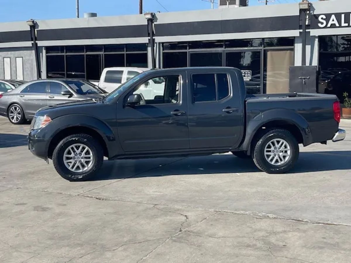 2015 Nissan Frontier SV - Photo 8