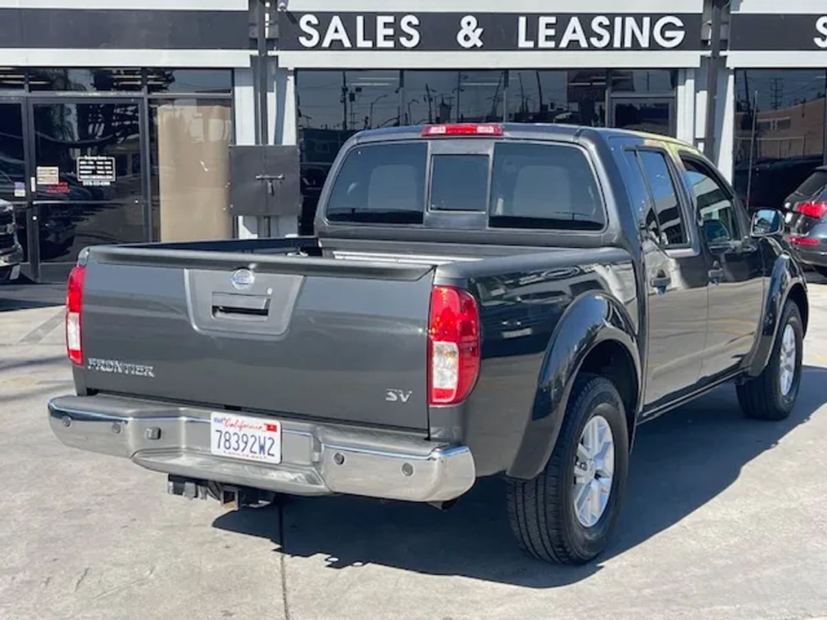 2015 Nissan Frontier SV - Photo 12