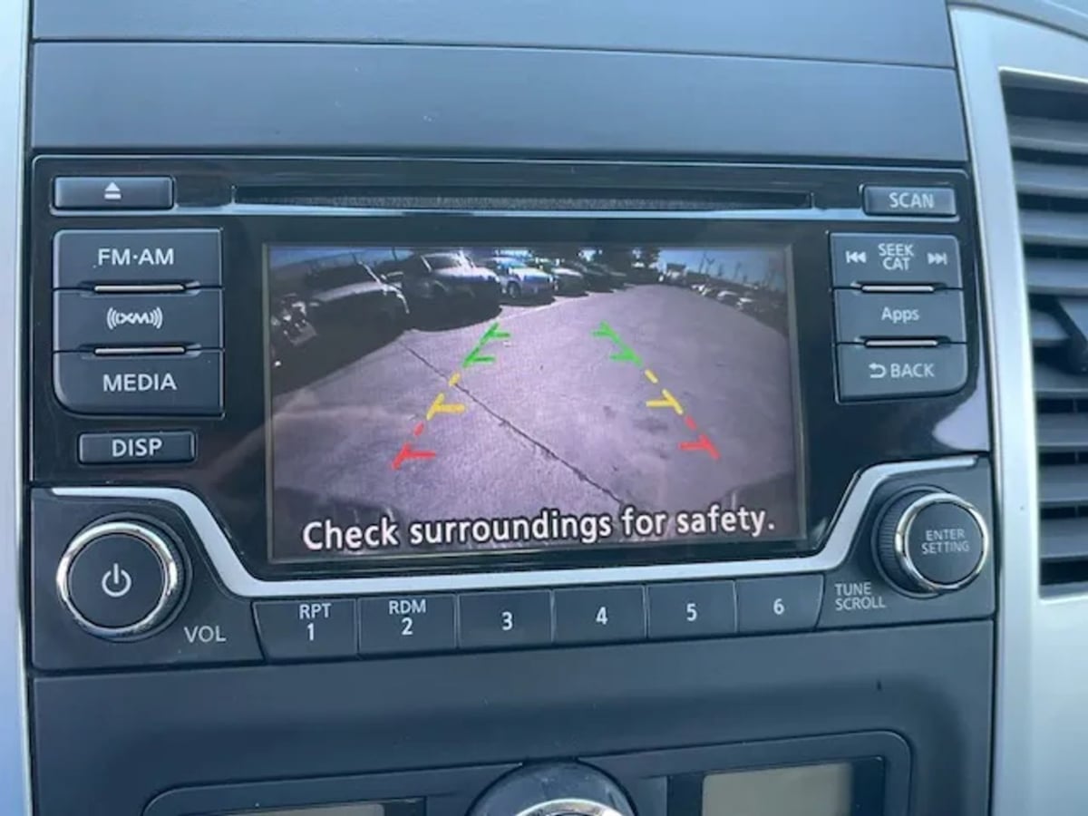 2015 Nissan Frontier SV - Photo 18