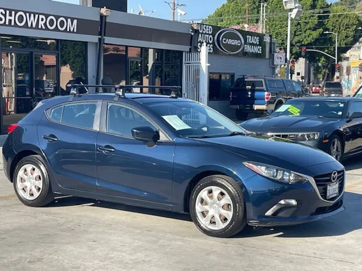 2016 Mazda MAZDA3 i Sport - Photo 2