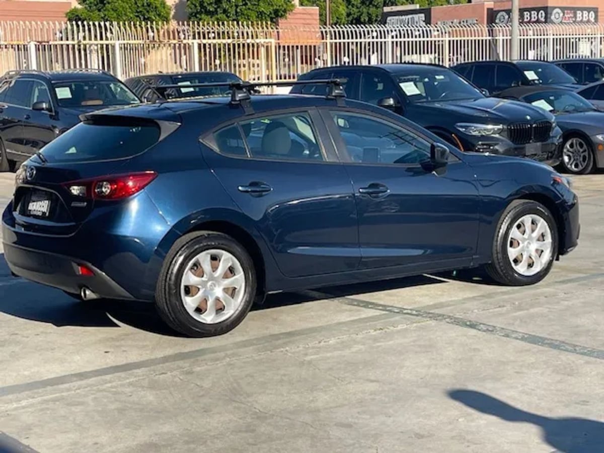 2016 Mazda MAZDA3 i Sport - Photo 5