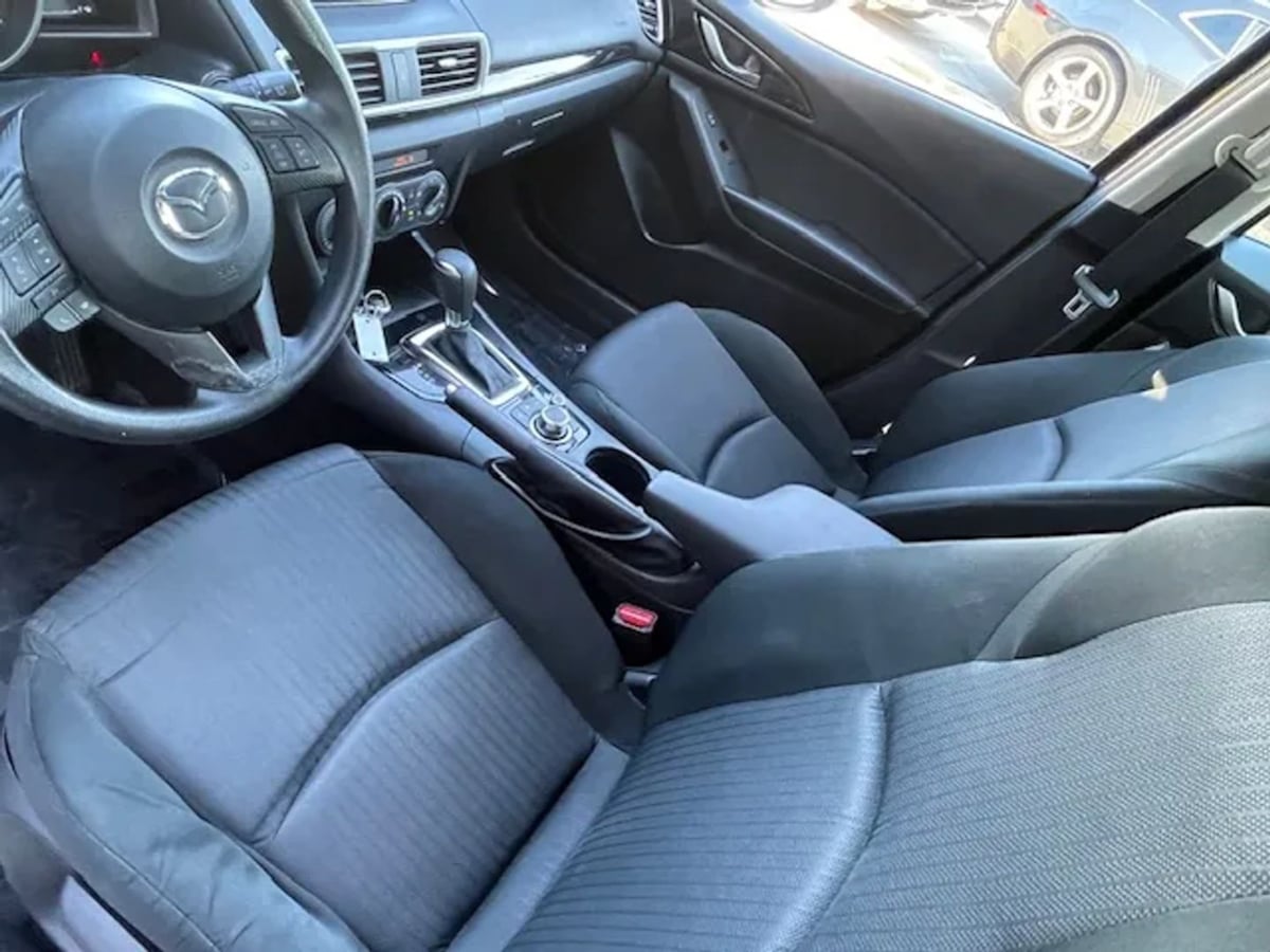 2016 Mazda MAZDA3 i Sport - Photo 25