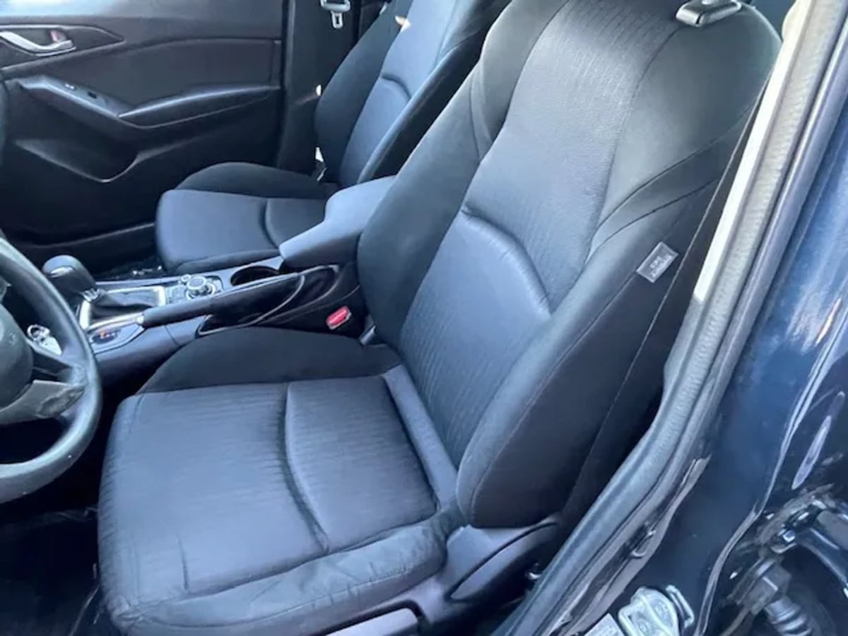 2016 Mazda MAZDA3 i Sport - Photo 28