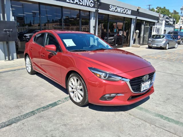Soul Red Metallic 2017 Mazda MAZDA3 Grand Touring Hatchback Hatchback Front-Wheel Drive Automatic
