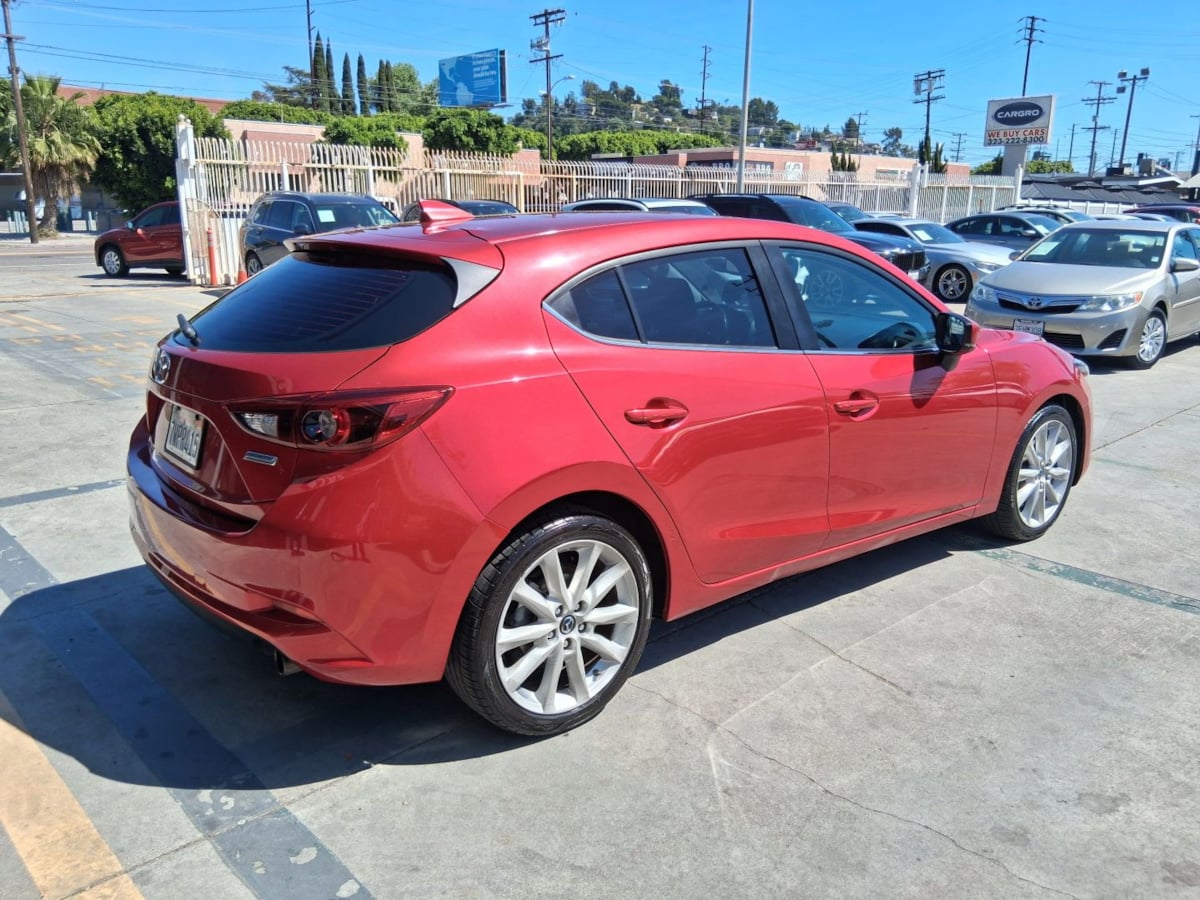 2017 Mazda Mazda3 Grand Touring - Photo 4