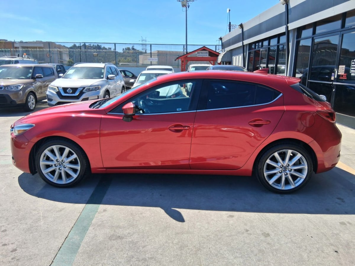 2017 Mazda Mazda3 Grand Touring - Photo 7