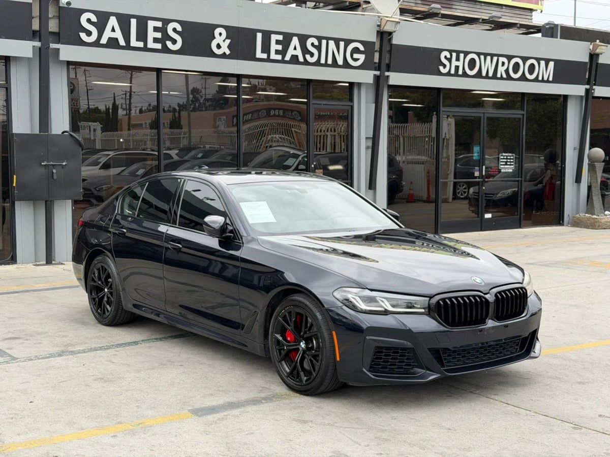 2021 BMW 5 Series 540i xDrive Sedan's photo