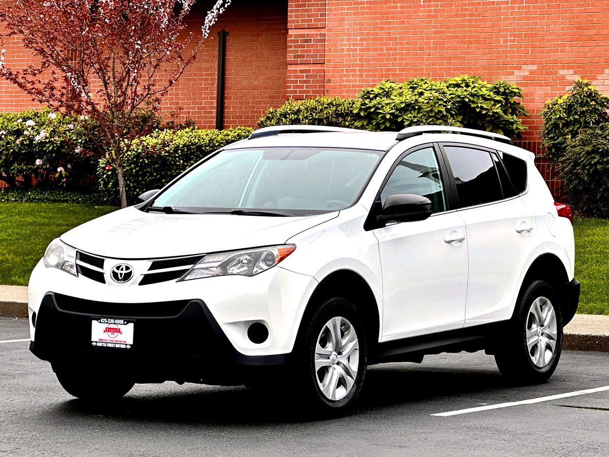 2014 Toyota RAV4 LE